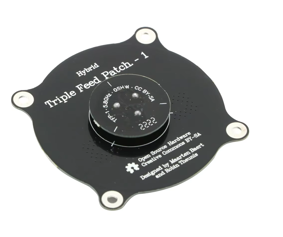 Triple Feed Patch 5.8G 5dBi patch antenna - RP-SMA